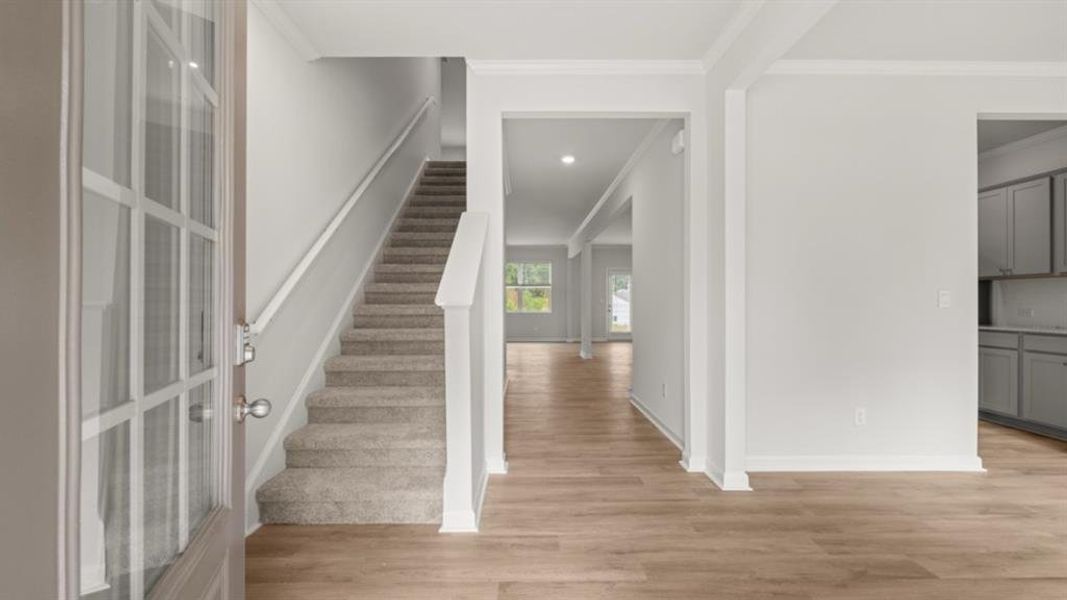 Spacious, unfurnished interior of a new home in Lost Creek, Dallas (Image 14).