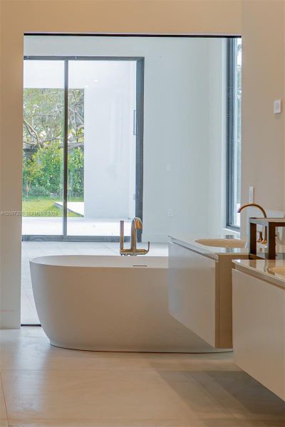 Close-up of interior finishes inside a home in , Pinecrest (Image 6).