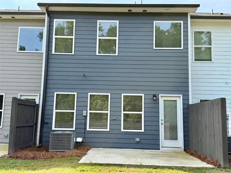 Exterior details and patio area of a home in , Hoschton (Image 3).
