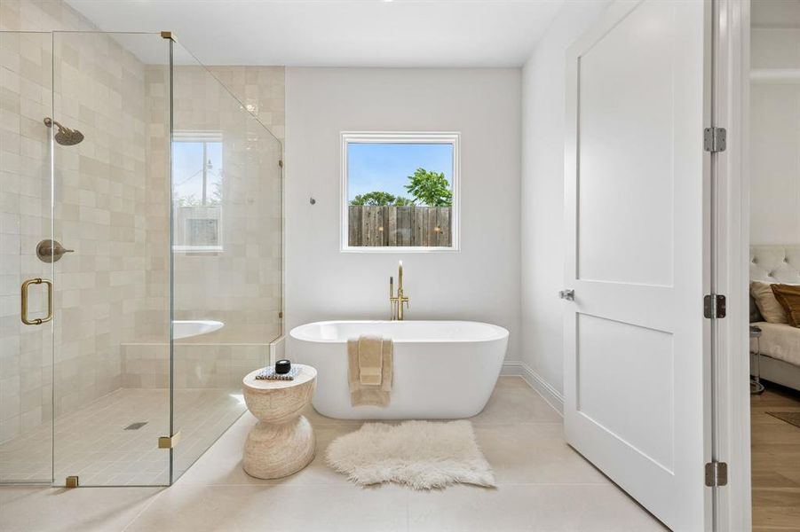 Furnished interior view inside a new home in , Dallas (Image 29). Furnished interior view inside a new home in , Dallas (Image 29).