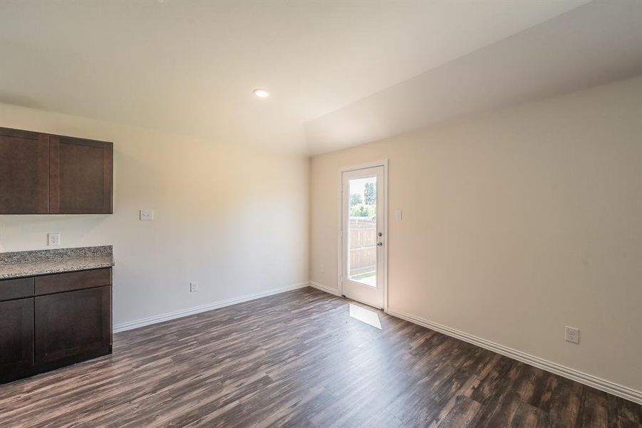 Spacious, unfurnished interior of a new home in Craftsman’s Corner, Cleburne (Image 25).