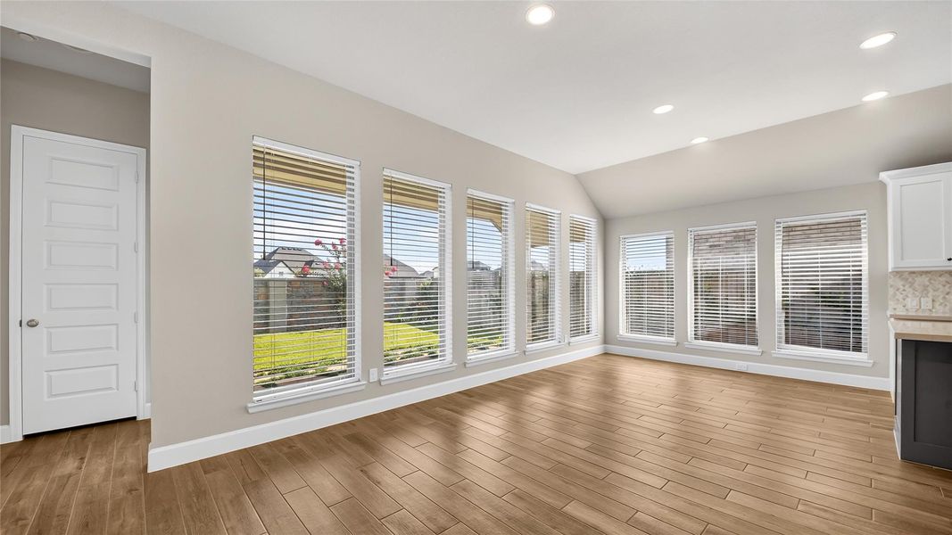 Spacious, unfurnished interior of a new home in , Fulshear (Image 16). Spacious, unfurnished interior of a new home in , Fulshear (Image 16).