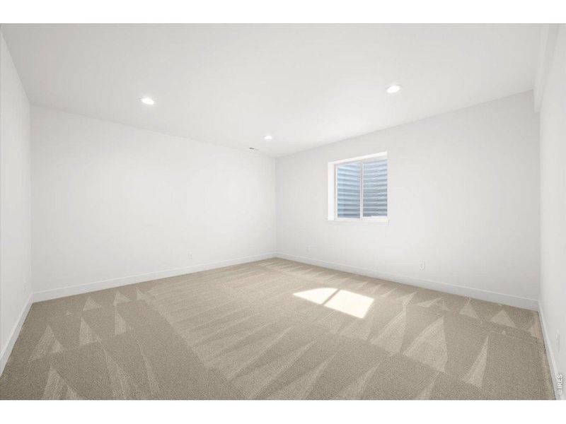 Spacious, unfurnished interior of a new home in , Windsor (Image 21).