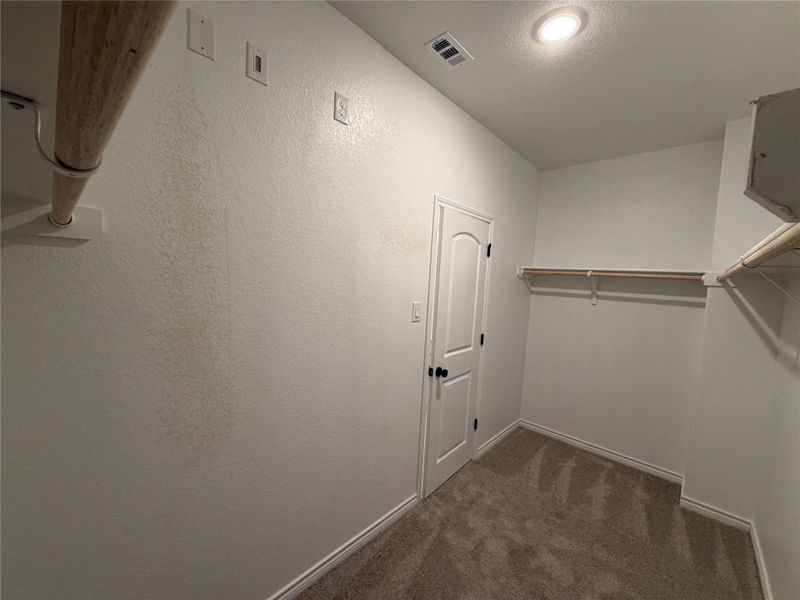 Spacious, unfurnished interior of a new home in Lariat, Liberty Hill (Image 28). Spacious, unfurnished interior of a new home in Lariat, Liberty Hill (Image 28).