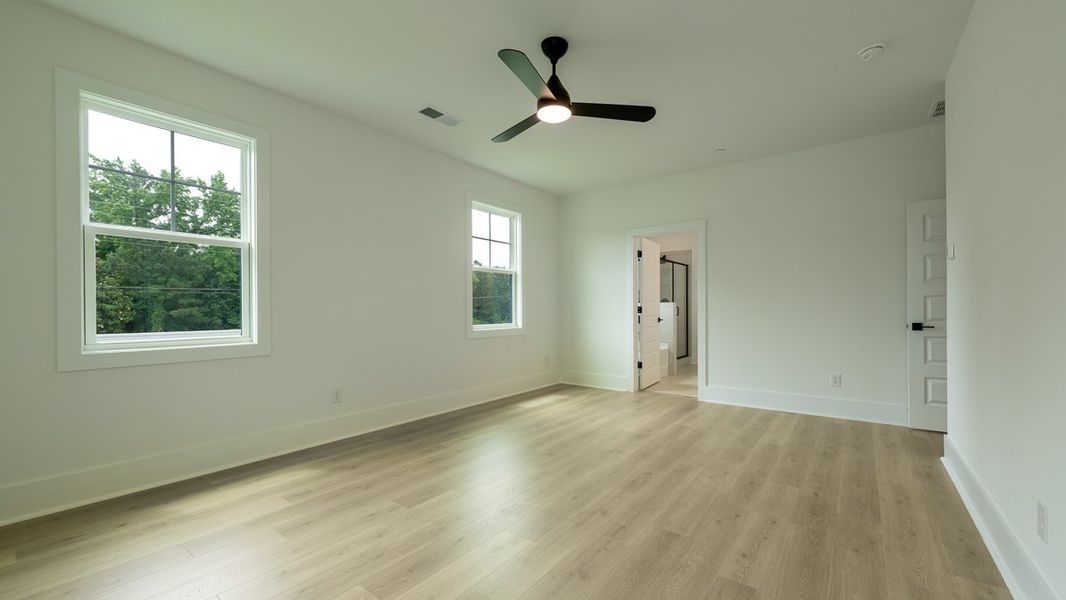 Representative unfurnished interior of a home built from the Hanover by D.R. Horton in The Village at Sandy Plains, Marietta (Image 26).