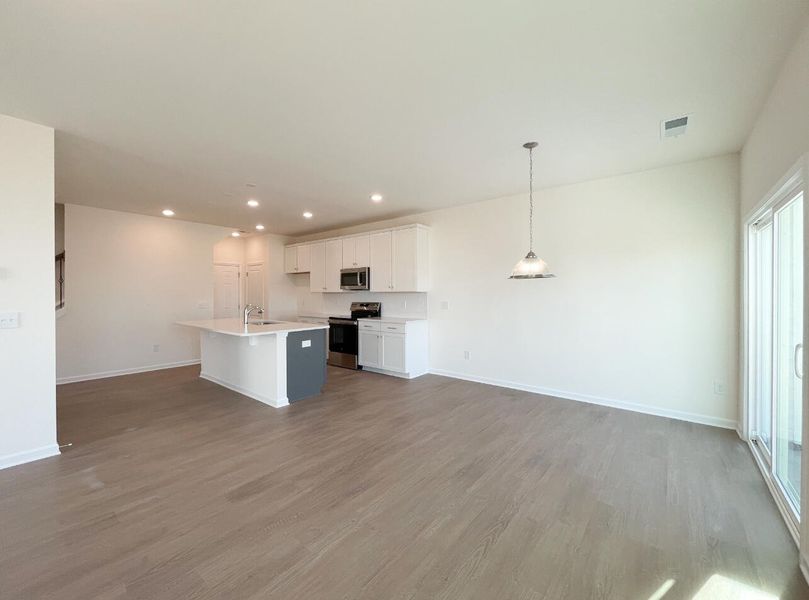 Spacious, unfurnished interior of a new home in Bellevue Townhomes, Greenville (Image 14).