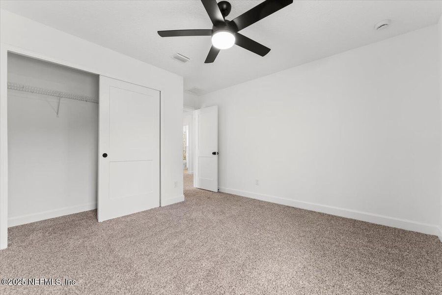 Spacious, unfurnished interior of a new home in , Fleming Island (Image 21).