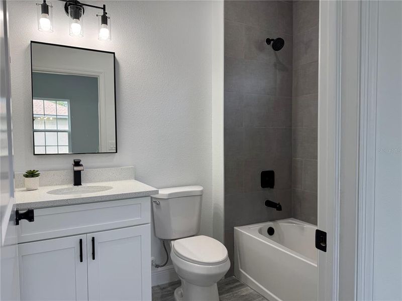 Furnished interior view inside a new home in , Ocala (Image 8).