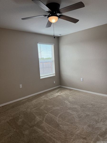 Spacious, unfurnished interior of a new home in Mission del Lago, San Antonio (Image 14).