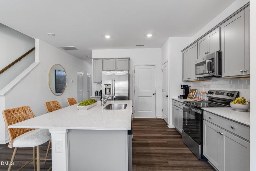 SUN_LawsonTownes_Pic_866Pilot_13