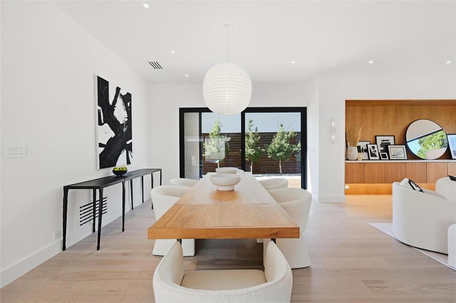 Furnished interior view inside a new home in , Dallas (Image 15).