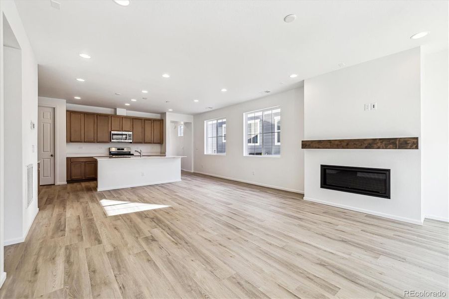 Spacious, unfurnished interior of a new home in Skyview at High Point, Aurora (Image 9). Spacious, unfurnished interior of a new home in Skyview at High Point, Aurora (Image 9).