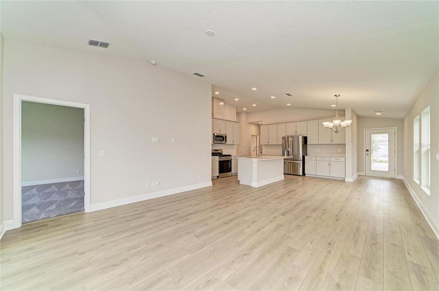 Spacious, unfurnished interior of a new home in Crosswind Point, Parrish (Image 10).