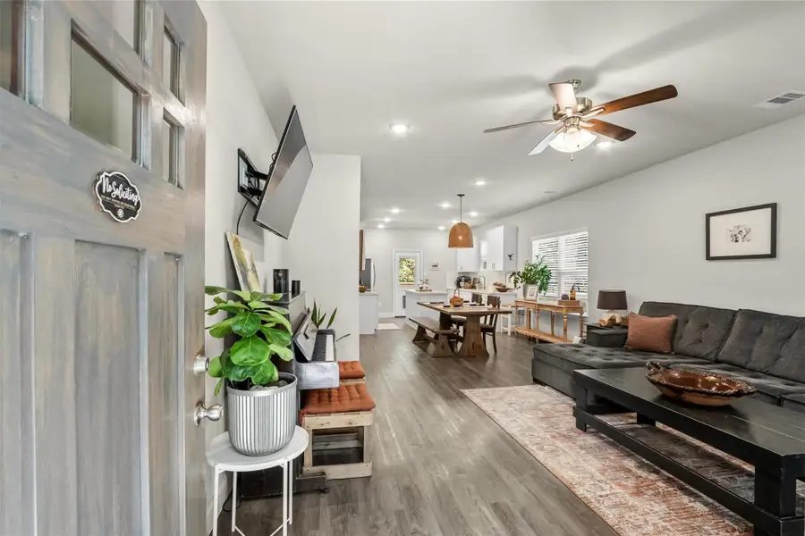 Furnished interior view inside a new home in , Conroe (Image 26).