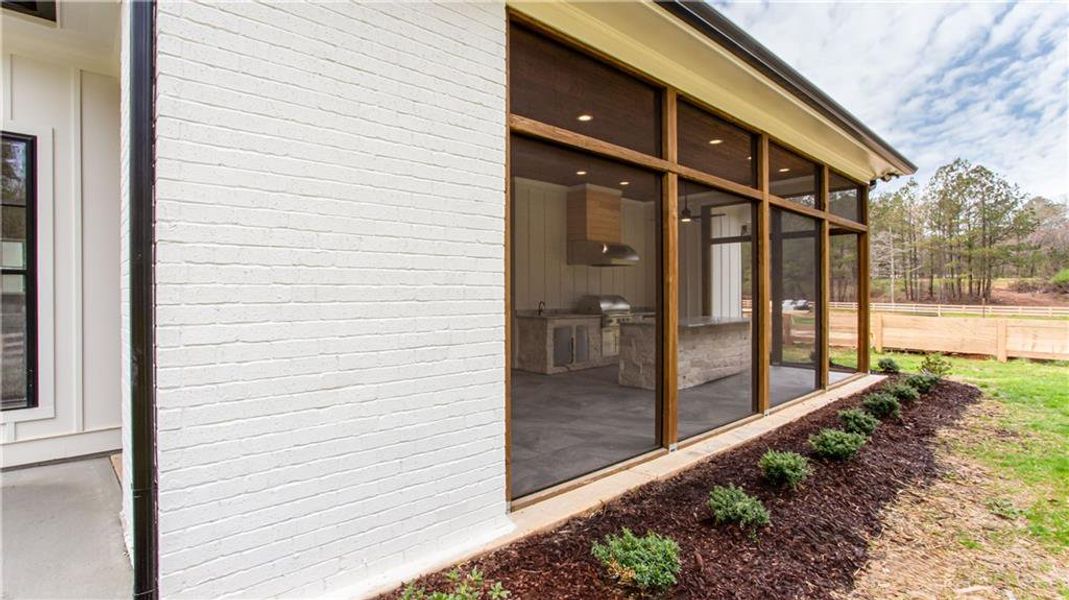 Exterior details and patio area of a home in , Acworth (Image 26).