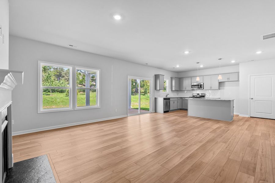 Image 43 of a home in Hanes Lake. Image 43 of a home in Hanes Lake.