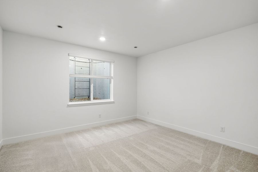 Spacious, unfurnished interior of a new home in Hilltop at Inspiration, Aurora (Image 15). Spacious, unfurnished interior of a new home in Hilltop at Inspiration, Aurora (Image 15).