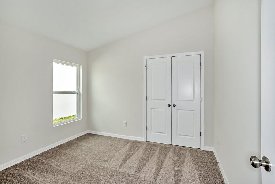Spacious, unfurnished interior of a new home in Davis Landing, Wimauma (Image 14).