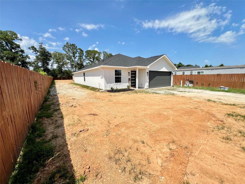 Image 36 of a home in . Image 36 of a home in .