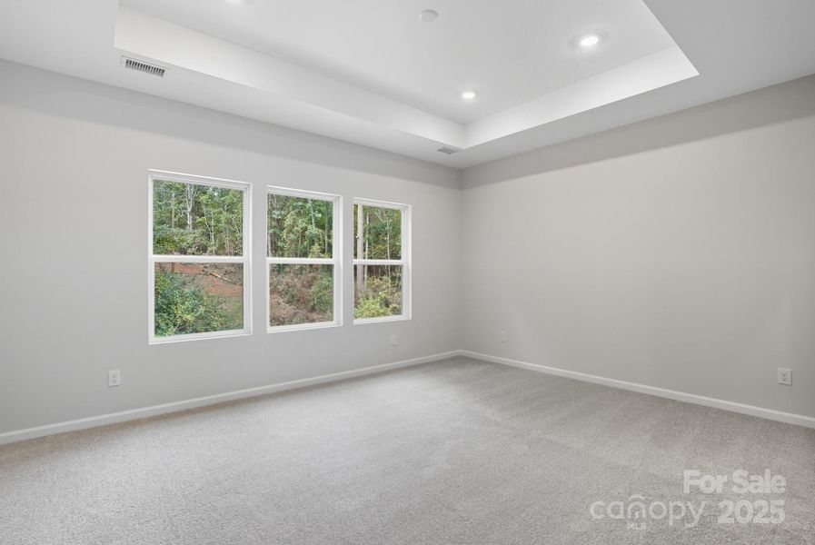 Spacious, unfurnished interior of a new home in , Statesville (Image 23).