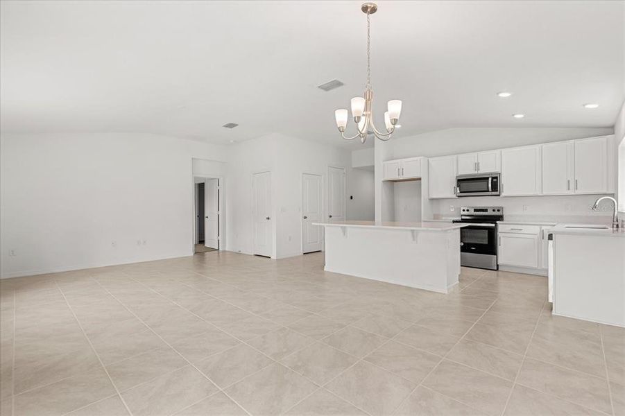 Image 17 of a home in Reserve at Forest Lake II. Image 17 of a home in Reserve at Forest Lake II.