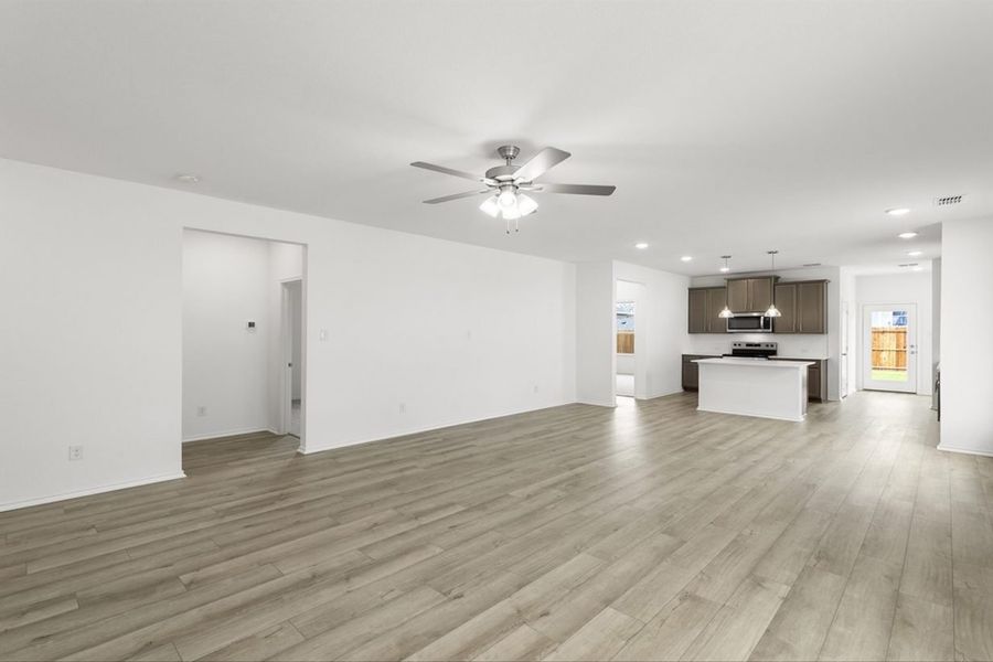 Representative unfurnished interior of a home built from the Kaufman Colony At Pinehurst by Brohn Homes in Colony at Pinehurst, Pinehurst (Image 10).