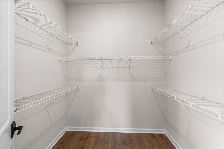 Spacious, unfurnished interior of a new home in Aberdeen, Hoschton (Image 31).