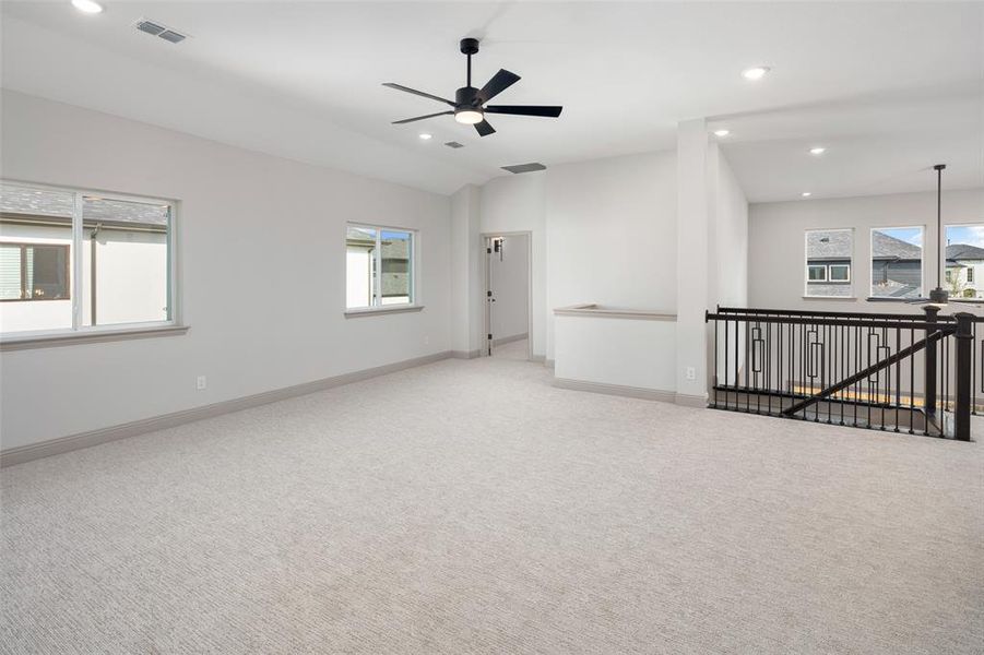 Spacious, unfurnished interior of a new home in , Frisco (Image 23).