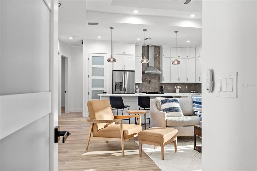 Furnished interior view inside a new home in , Port Charlotte (Image 51).