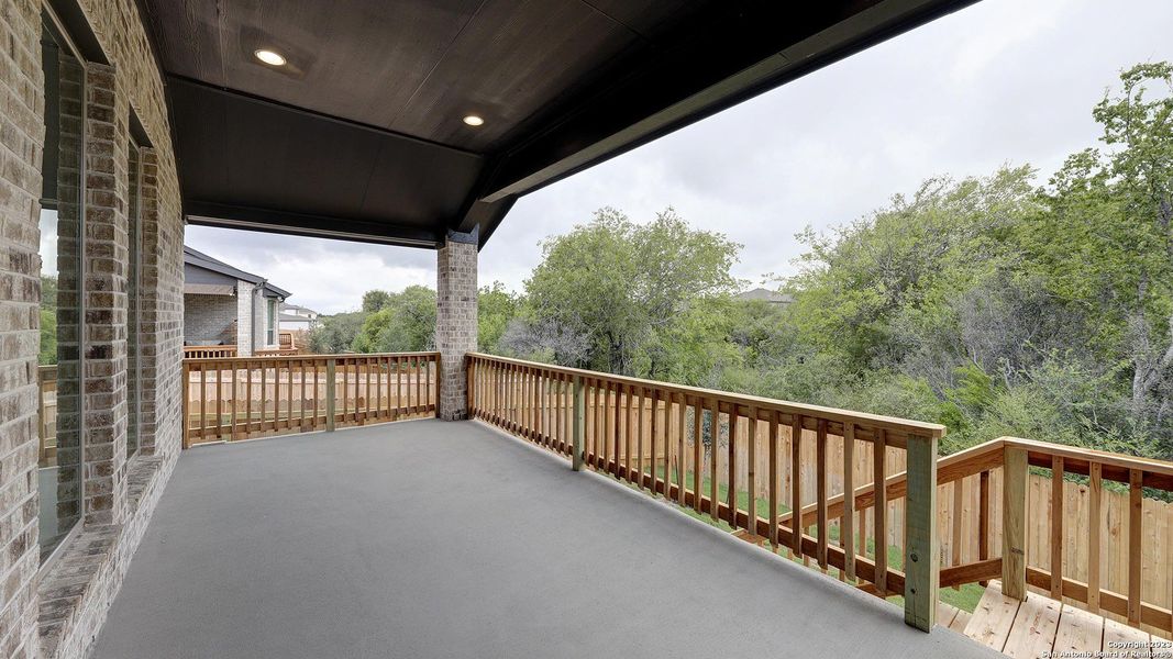 Spacious, unfurnished interior of a new home in Weston Oaks 55', San Antonio (Image 16). Spacious, unfurnished interior of a new home in Weston Oaks 55', San Antonio (Image 16).