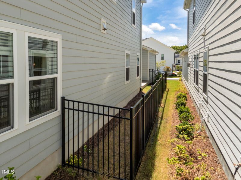 6-web-or-mls-DJI_20250728132351_0432_D