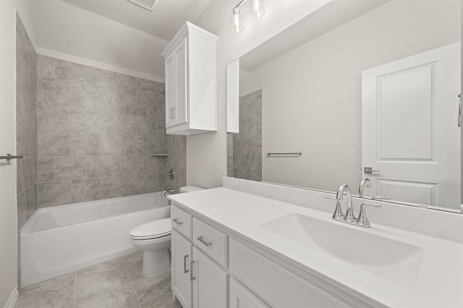 513 Waterford Park- Bathroom-1 513 Waterford Park- Bathroom-1