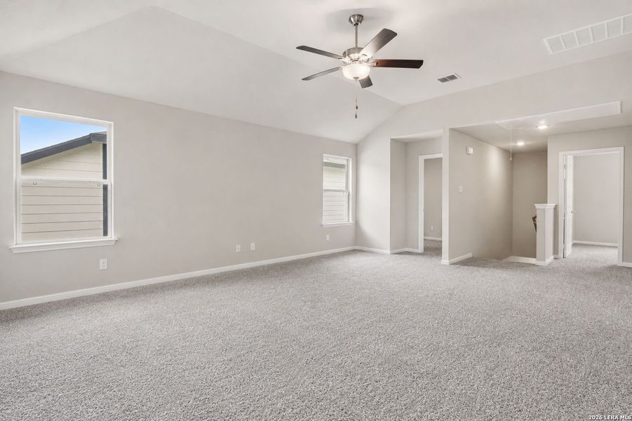 Spacious, unfurnished interior of a new home in Park Place, New Braunfels (Image 20). Spacious, unfurnished interior of a new home in Park Place, New Braunfels (Image 20).