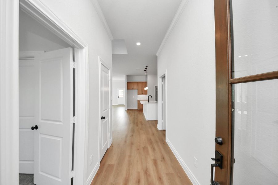 Spacious, unfurnished interior of a new home in Lexington Heights, Willis (Image 29). Spacious, unfurnished interior of a new home in Lexington Heights, Willis (Image 29).