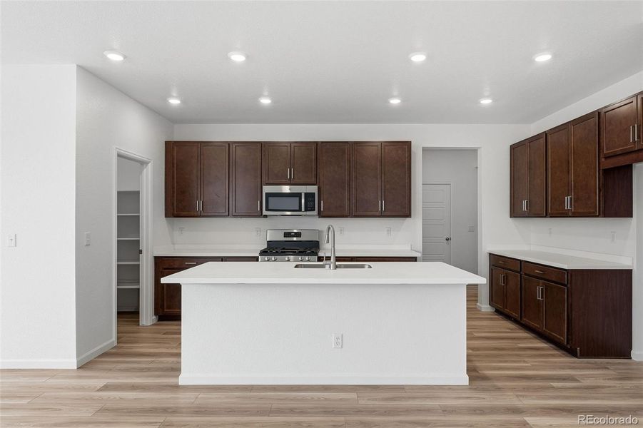 3384 N Duquesne Way - Ready Now