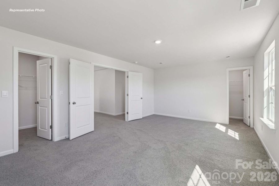 Spacious, unfurnished interior of a new home in The Falls at Newton, Newton (Image 25).