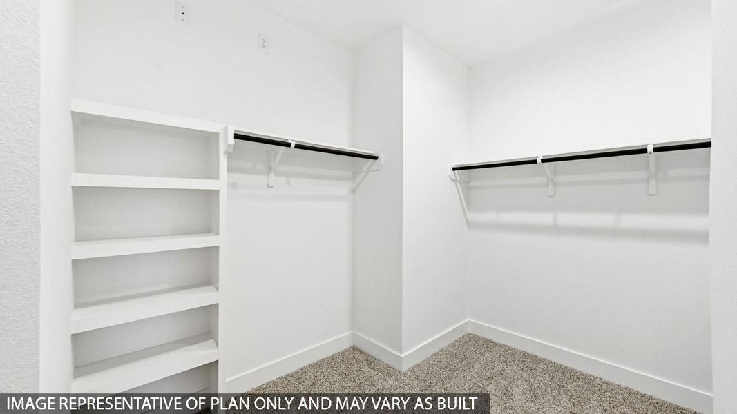 Spacious, unfurnished interior of a new home in Silverthorne, Conroe (Image 22). Spacious, unfurnished interior of a new home in Silverthorne, Conroe (Image 22).