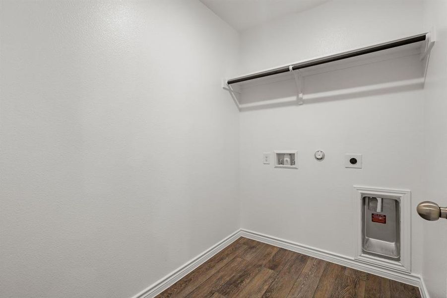 Image 17 of a home in Retreat at Fossil Creek. Image 17 of a home in Retreat at Fossil Creek.