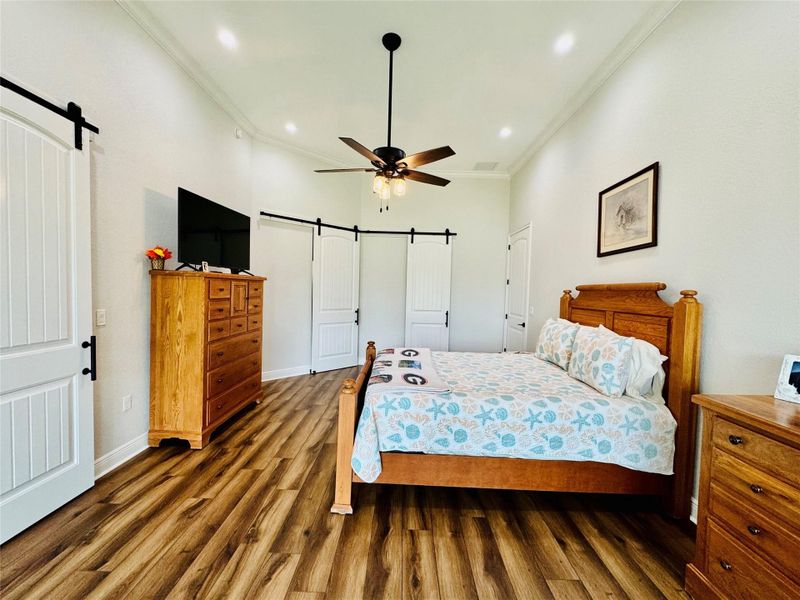 Furnished interior view inside a new home in , Lake Placid (Image 5). Furnished interior view inside a new home in , Lake Placid (Image 5).