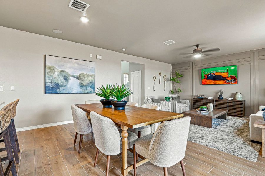 Furnished interior view inside a new home in Paseos Del Este, Horizon City (Image 19).