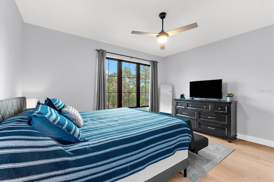 Furnished interior view inside a new home in , Tampa (Image 82).