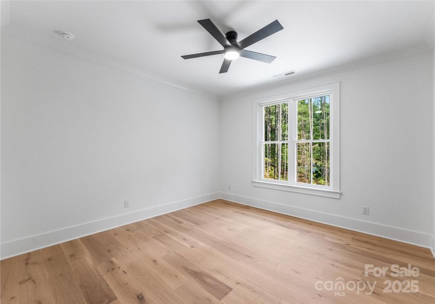 Spacious, unfurnished interior of a new home in , Denver (Image 18).