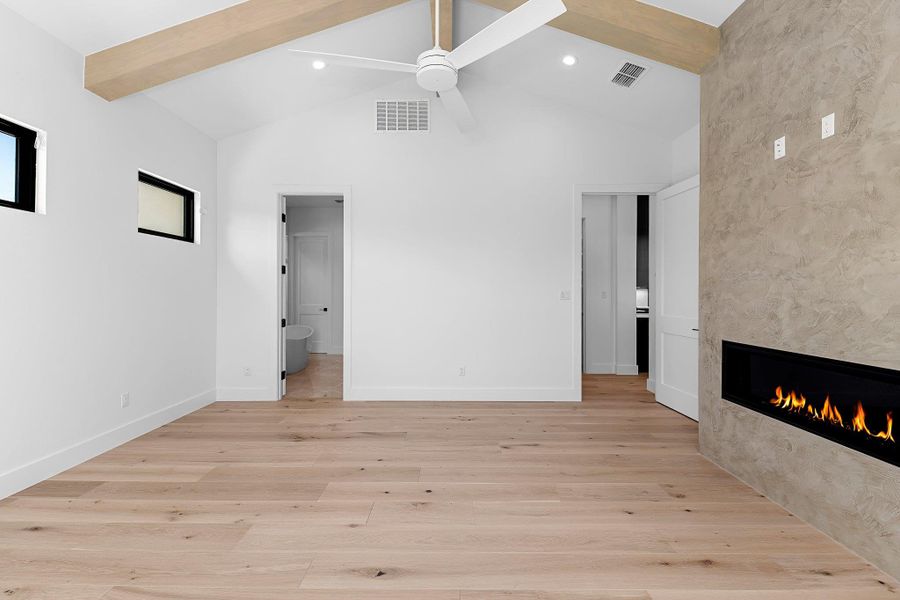 Spacious, unfurnished interior of a new home in , Georgetown (Image 25).
