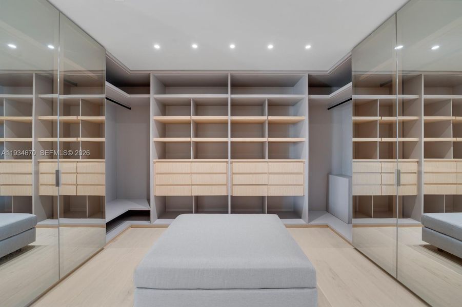 Furnished interior view inside a new home in , Fort Lauderdale (Image 14).