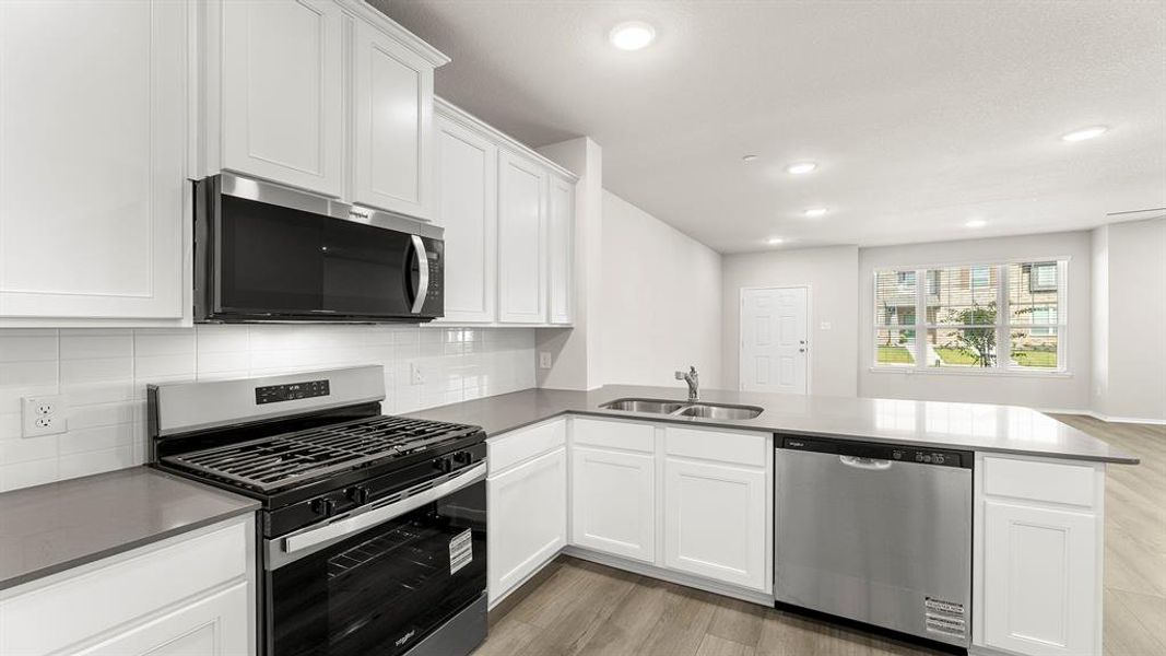 10. 3713 Star Mesa - Kitchen (4)