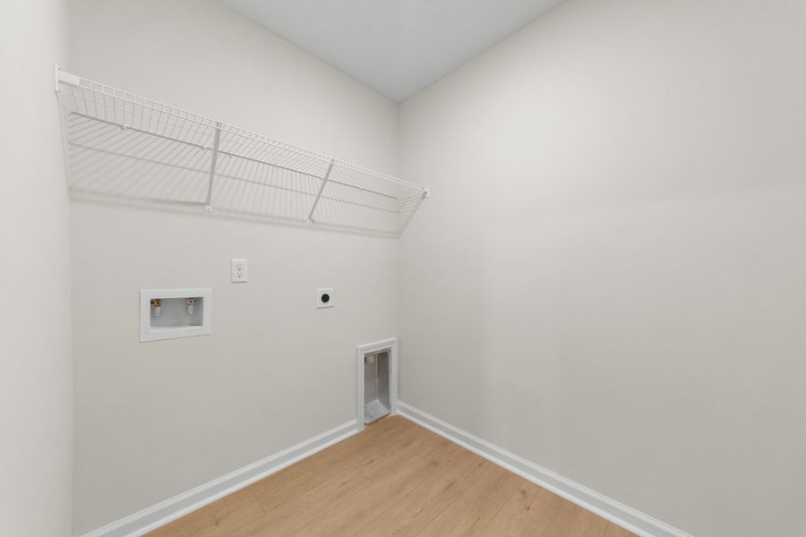 Spacious, unfurnished interior of a new home in Belair East, Statesboro (Image 19).
