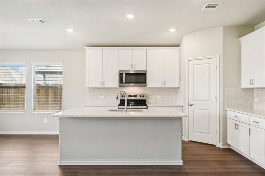 Photo is not of the actual home, but is an inspirational photo of builder’s model home and may depict options, furnishings, and/or decorator features that are not included.