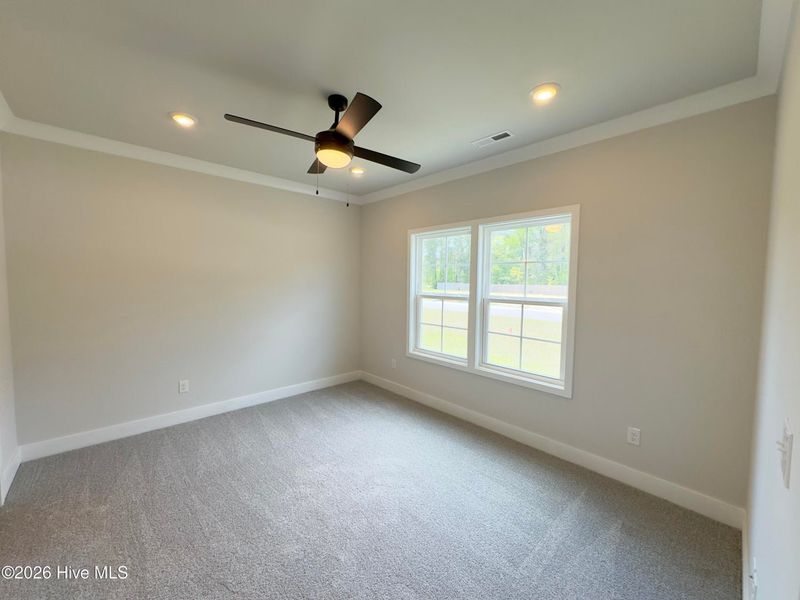Spacious, unfurnished interior of a new home in Autumn Trail, Bolivia (Image 16).