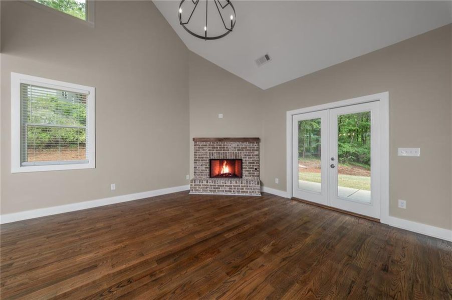Spacious, unfurnished interior of a new home in , Woodstock (Image 27).