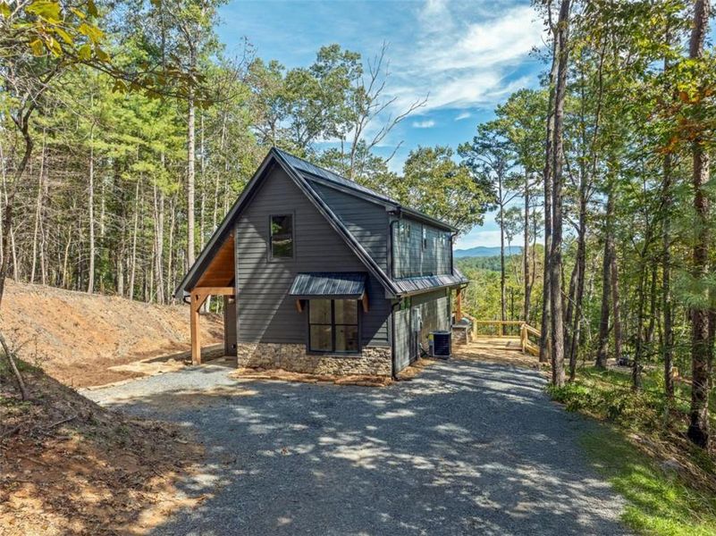 Image 79 of a home in .